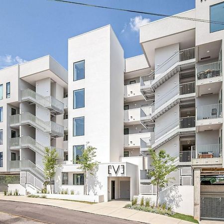 Penthouse With Patio Walk To Downtown 3 Bedrooms 5 Beds Nashville Exterior photo
