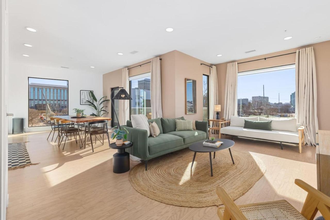 Penthouse With Patio Walk To Downtown 3 Bedrooms 5 Beds Nashville Exterior photo