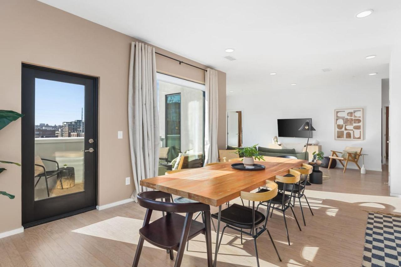 Penthouse With Patio Walk To Downtown 3 Bedrooms 5 Beds Nashville Exterior photo